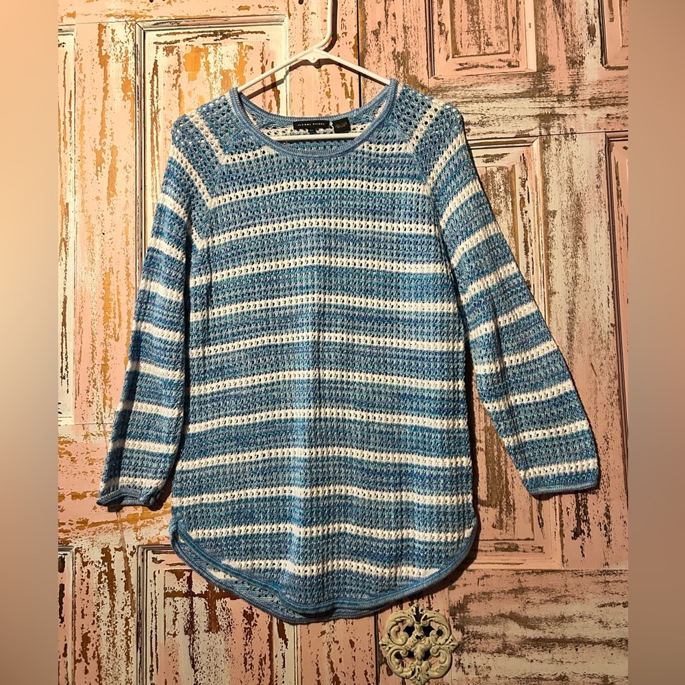 JEANNE PIERRE Blue and White Striped Open-Weave Crew Sweater